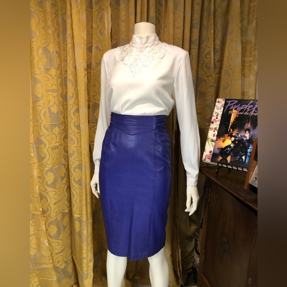 Vintage Bagatelle Purple High-Waist Leather Pencil Skirt